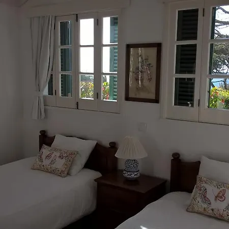 Monserrate - Galera Tatil Evi Caloura