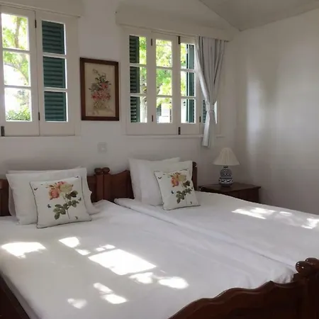 Monserrate - Galera Tatil Evi Caloura