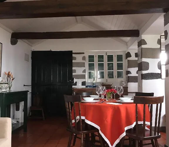 Monserrate - Galera Caloura